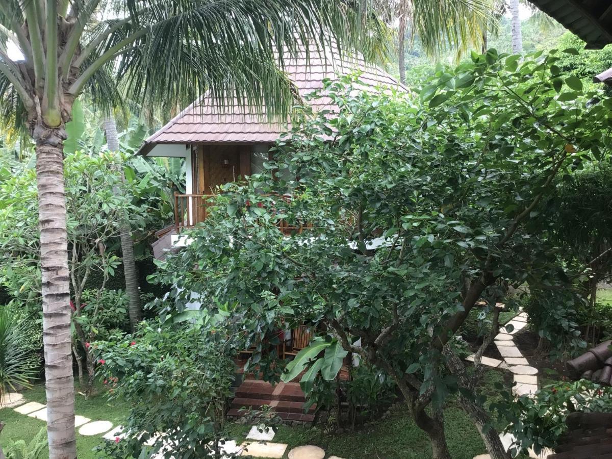 Villa Jati Mangsit Senggigi Exterior foto